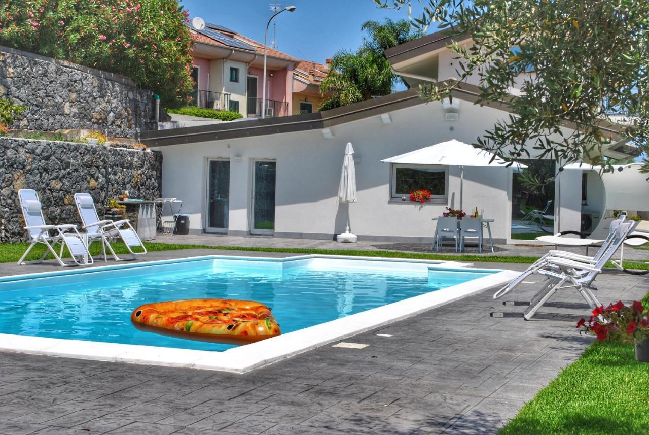 Villa Dedalisa By Holidayngo Acireale Exteriér fotografie